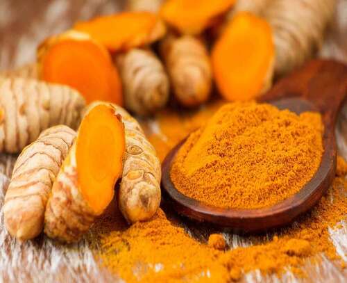 Nepali turmeric roots and turmeric powder
